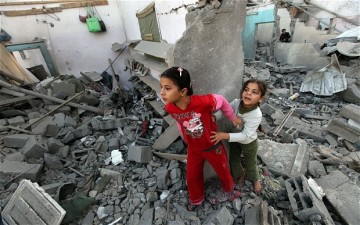 israel-gaza-shoes_2402255b1