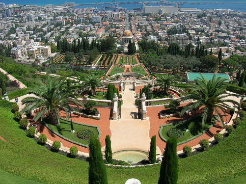 1024px-Israel_-_Haifa_-_Bahai_Gardens_004