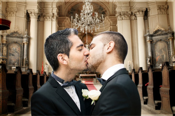 gay_couple_church